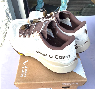 Women's Mount to Coast T1 - Size 6 - Resale