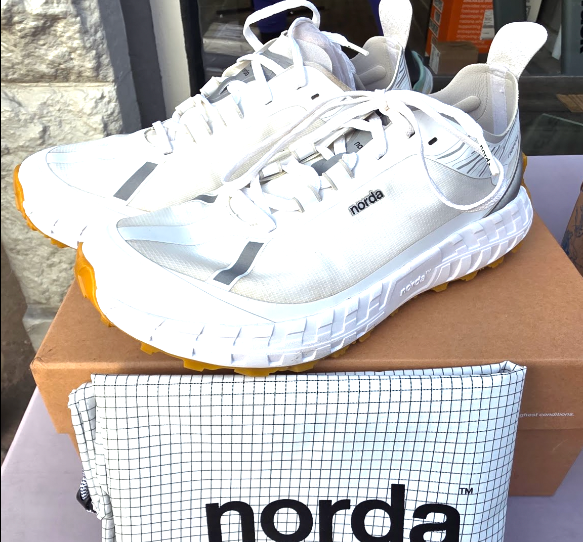 Men's Norda 005 - Size 10.5 - Resale