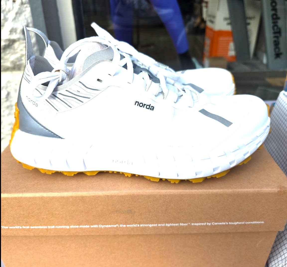 Men's Norda 005 - Size 10.5 - Resale