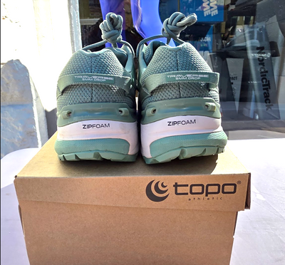 Women's Topo Traverse - Size 11 - Resale