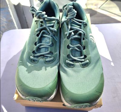 Women's Topo Traverse - Size 11 - Resale