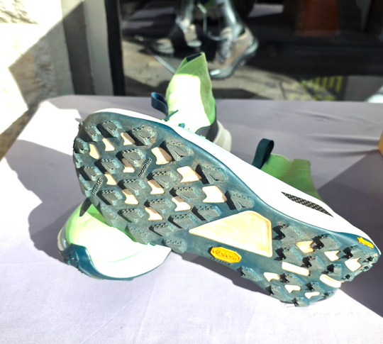 Men's Hoka Tecton X 3 - Size 7.5 - Resale