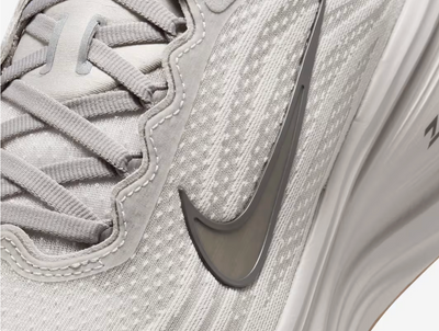 Men's Nike Vomero Plus