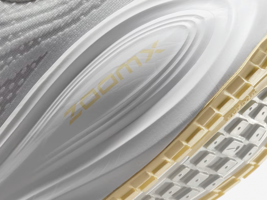 Women's Nike Vomero Plus