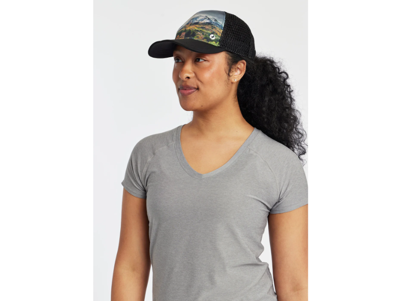 Oiselle runner trucker online