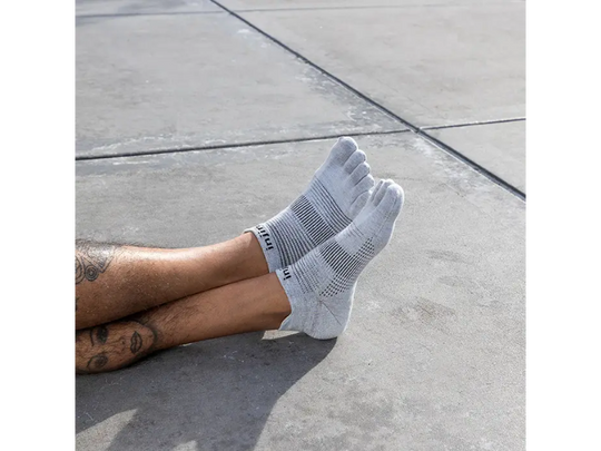 Injinji Run Original Weight No-Show - Toe Socks | Injinji