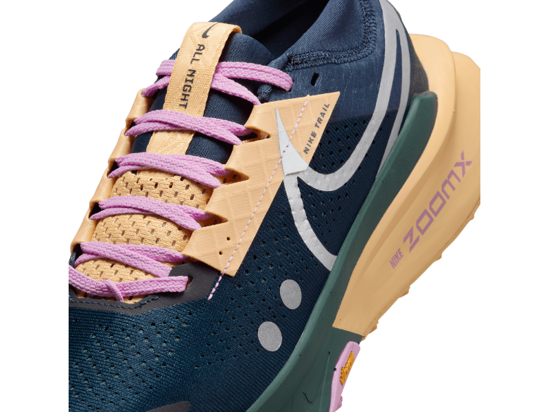 Women's Nike Zegama 2 High Cushion Trail Runner