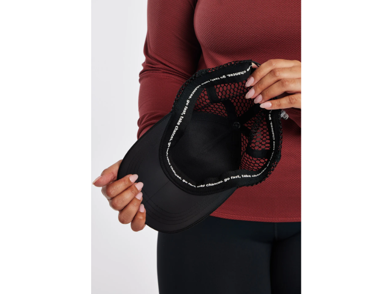 Oiselle Runner Trucker Trail Running Hat – 7000 Feet Running Company