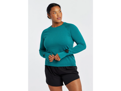 Women's Oiselle Flyout Long Sleeve - Running Shirt | Oiselle | Running Shirt