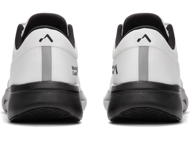 Men's Mount to Coast R1 - Durable Running Shoe