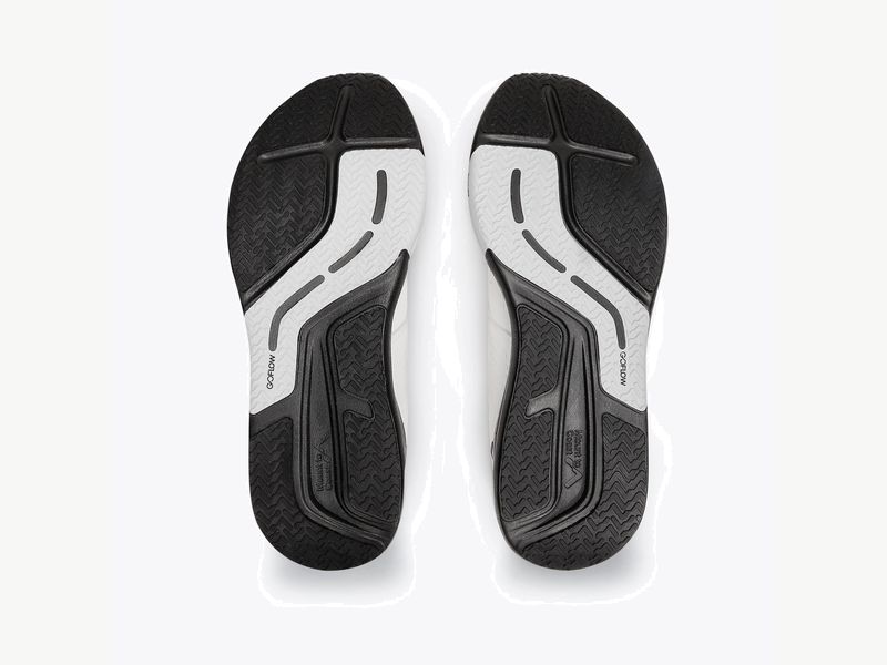 Men's Mount to Coast R1 - Durable Running Shoe